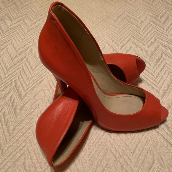 Aldo - Picture 1 of 8